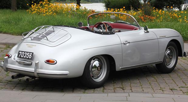 Porsche-356-111.jpg