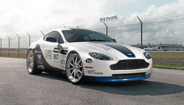 aston-martin-v8-vantage 11.jpg