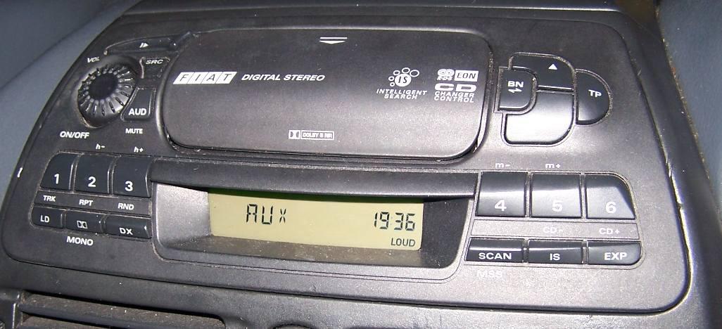 Bravo/Brava/Marea aux kabal na fabrički radio sa