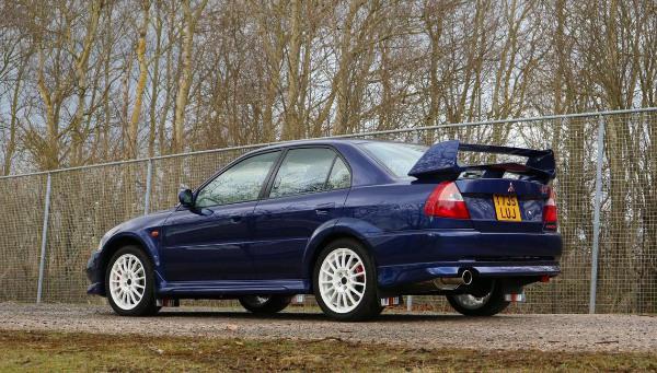 mitsubishi-lancer-evolution 111.jpg