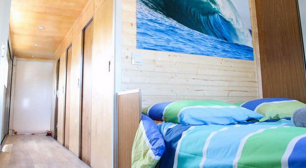 mercedes surf 11.jpg