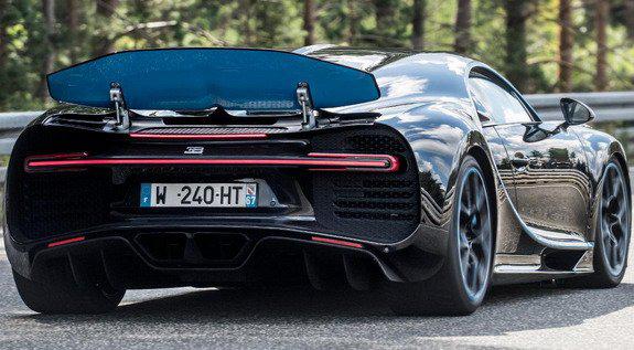 bugatti-chiron 111.jpg