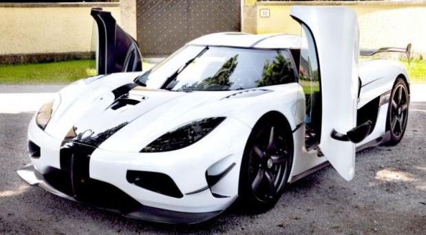 182301-koenigsegg rs.jpg