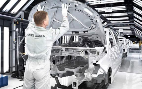 volkswagen factory.jpg