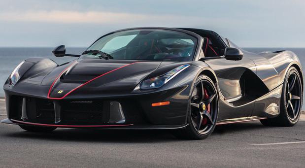 ferrari-laferrari-aperta.jpg