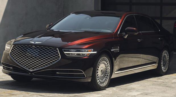 Genesis G90 01.jpg