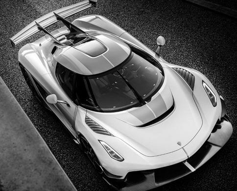 koenigsegg 2020.jpg