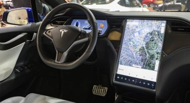 201879-tesla ap.jpg