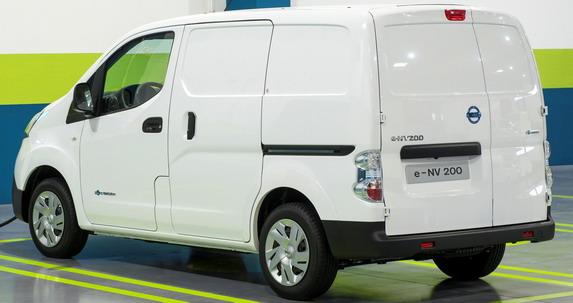 nissan e-nv200 01.jpg