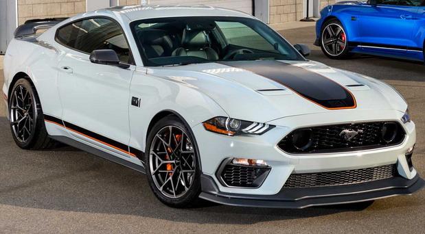 204115-ford-mustang mach1 005.jpg