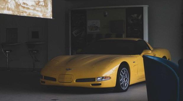 corvette z kina01.jpg