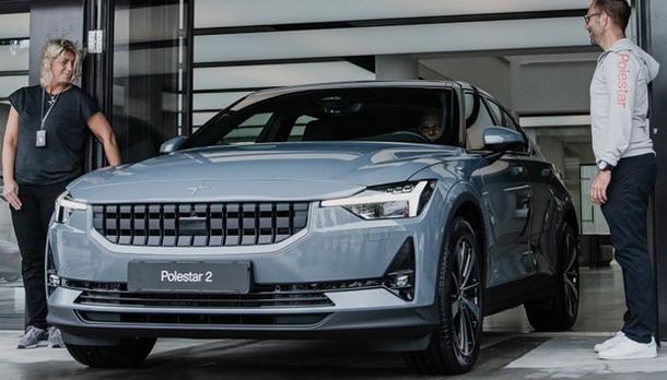 polestar 2 prvi isporucen.jpg