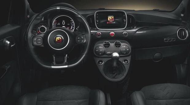 abarth 595 scorpioneoro01.jpg