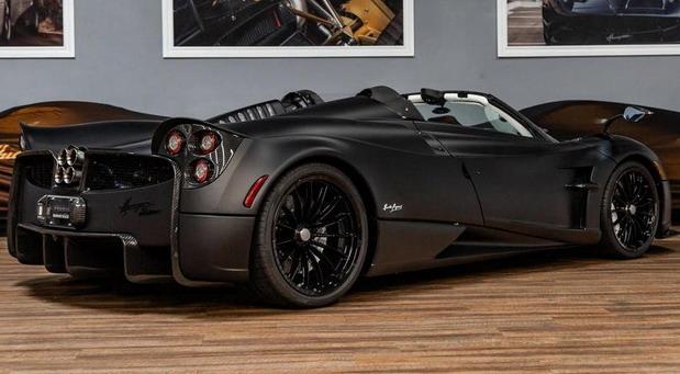 205598-pagani h 02.jpg