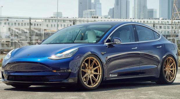 207762-Tesla 3 02.jpg