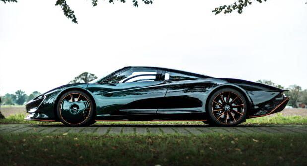 McLaren-Speedtail 01.jpg