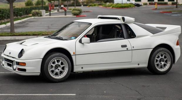 ford rs200 03.jpg