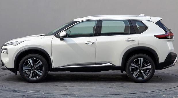 212089-nissan x-trail 02.jpg