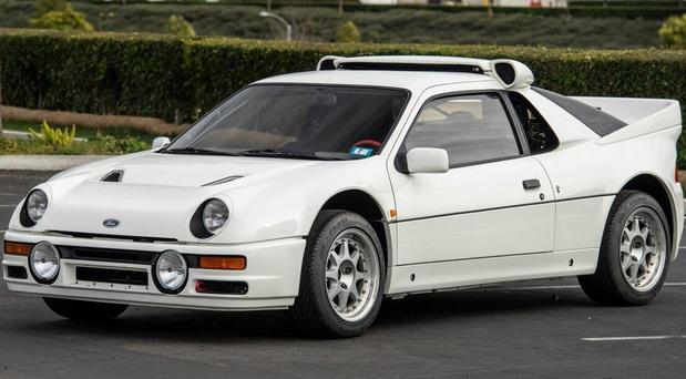 212121-ford rs200 04.jpg