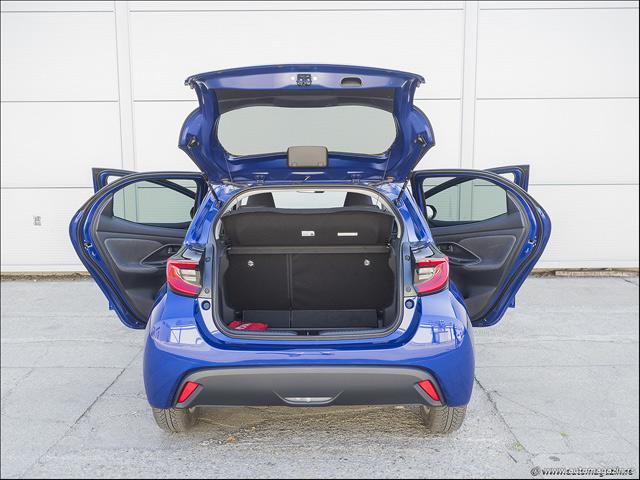 yaris 1.0 02.jpg