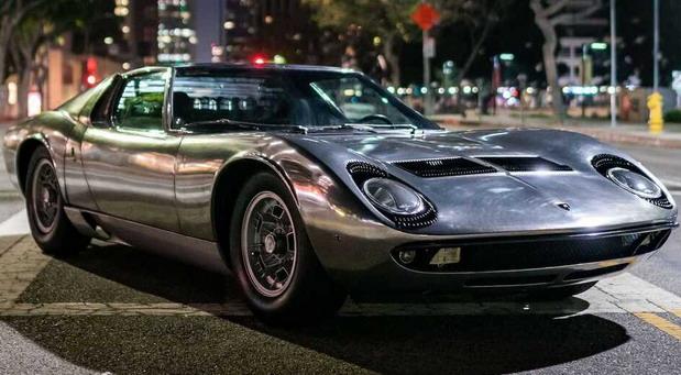 lamborghini miura 40 04.jpg