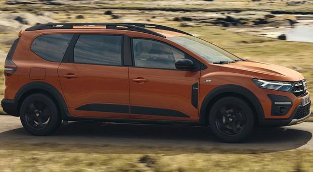 Dacia Jogger 04.jpg