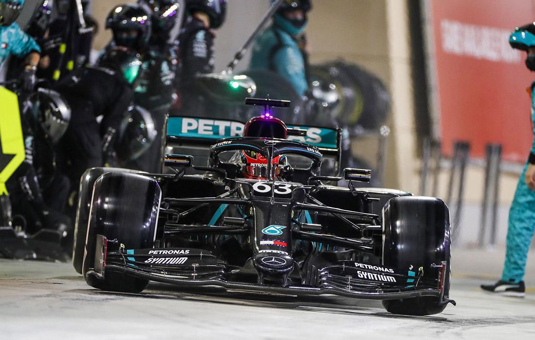 1363641496_russell_mercedes_pit_stop_sakhir_gp_2020_1(1).jpg.3ddcc2ecb458ddbb73d78e470c87f72d.jpg