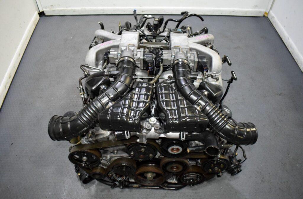 toyota v12 03.jpg