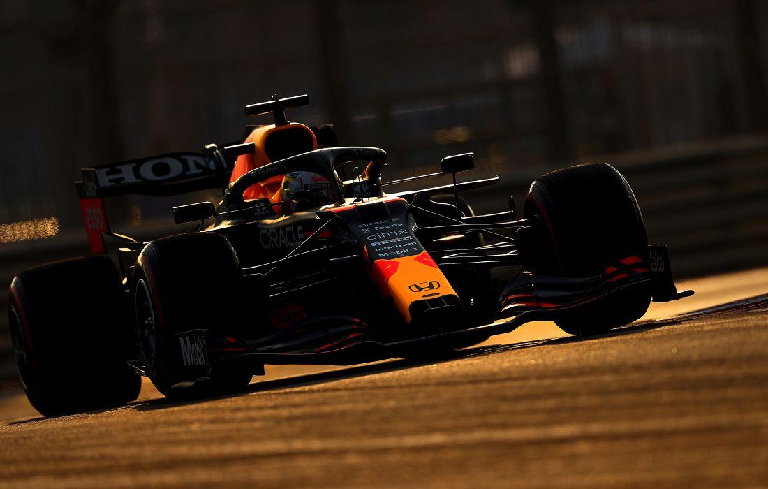 red_bull_marca_simulator.jpg.6da5979628879cbffda9ec2bbe779701.jpg (1100×700)