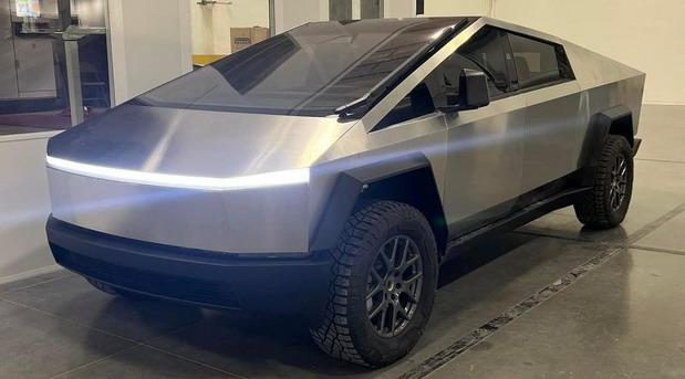 tesla cybertruck.jpg