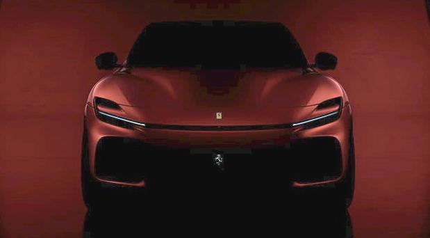 ferrari suv 2022 01.jpg