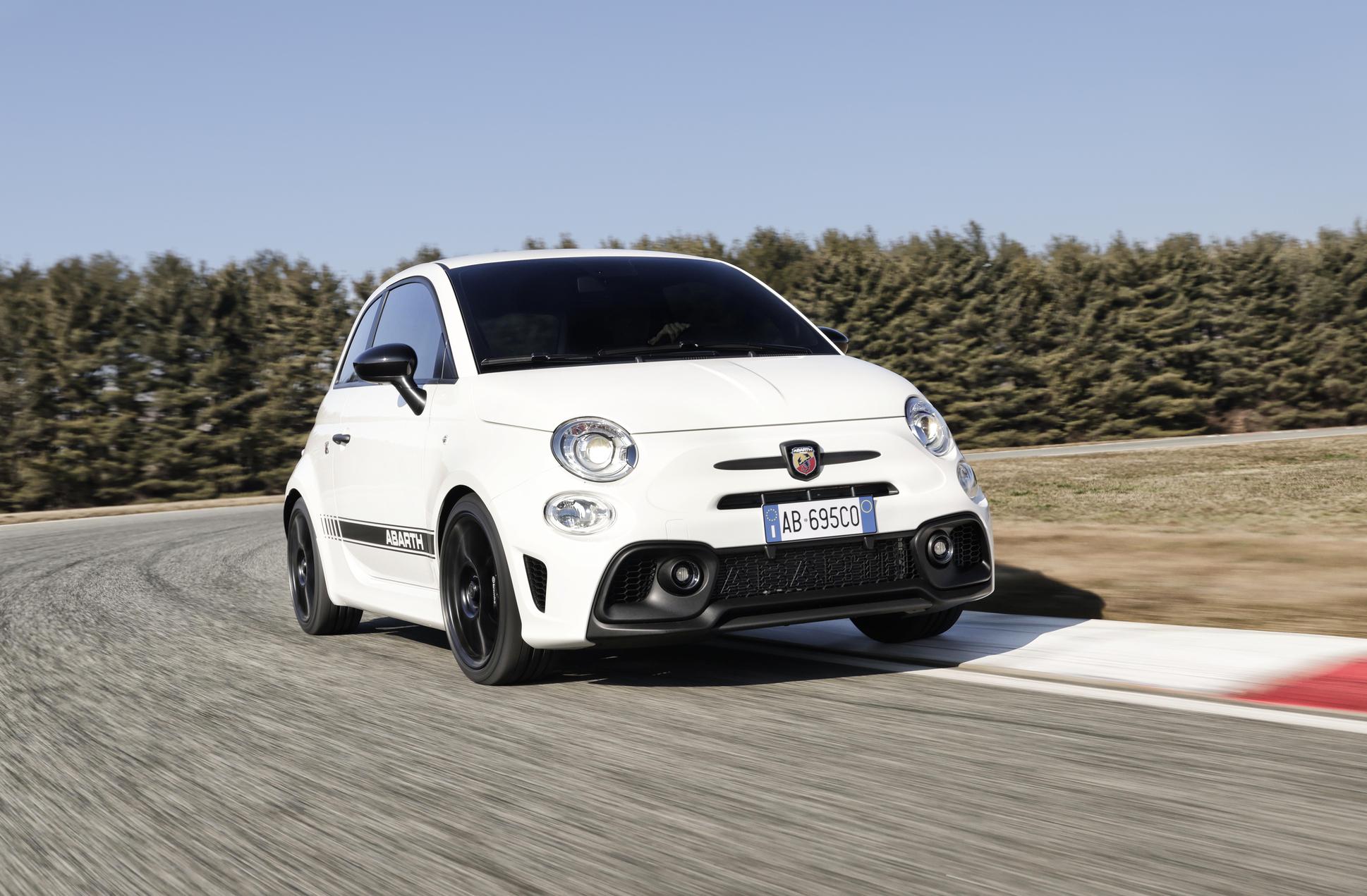 Nova Abarth 595 gama: Škorpion opet ubada