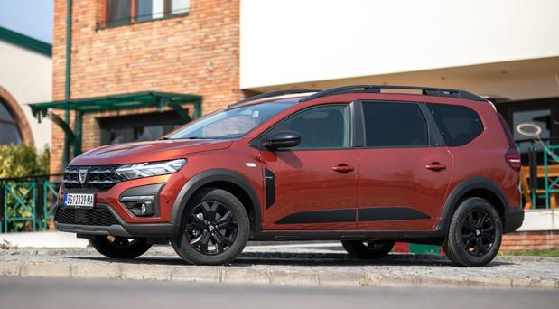 dacia jogger 03.jpg