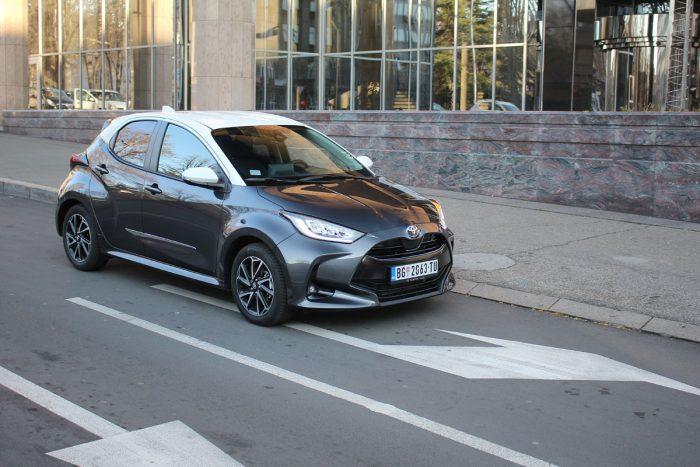 yaris 78.jpg