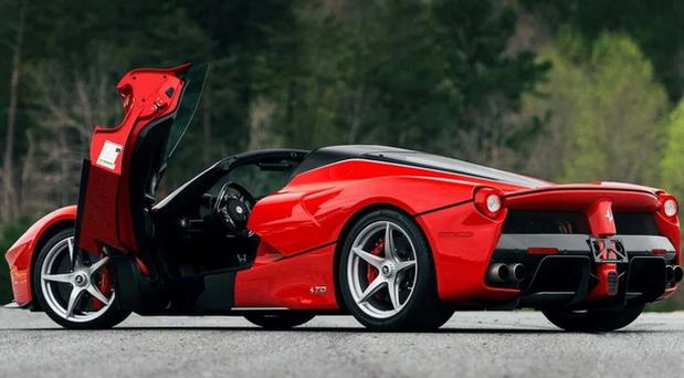 224680-laferrari 2.jpg