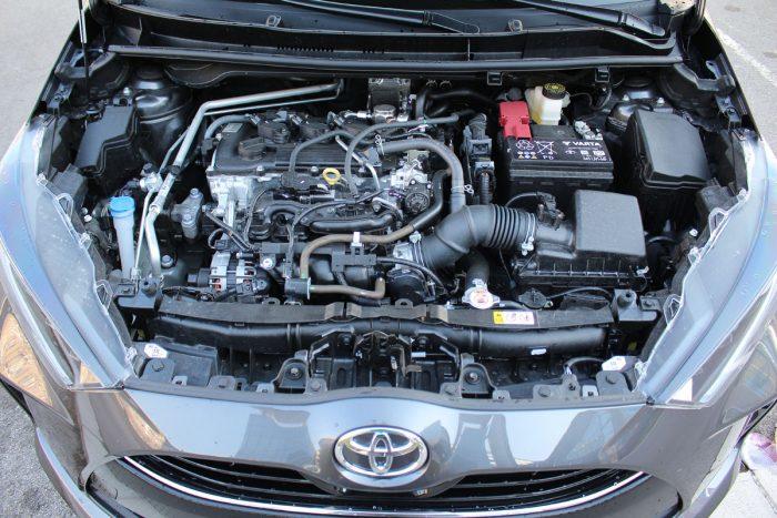 yaris 80.jpg