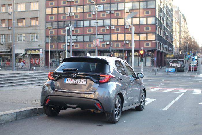 yaris 75.jpg
