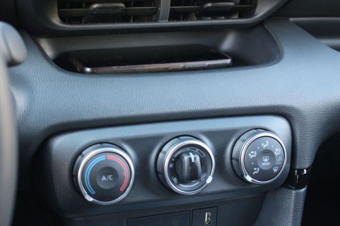 yaris 74.jpg