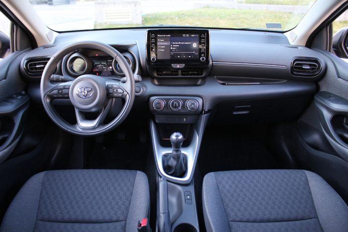 yaris 68.jpg
