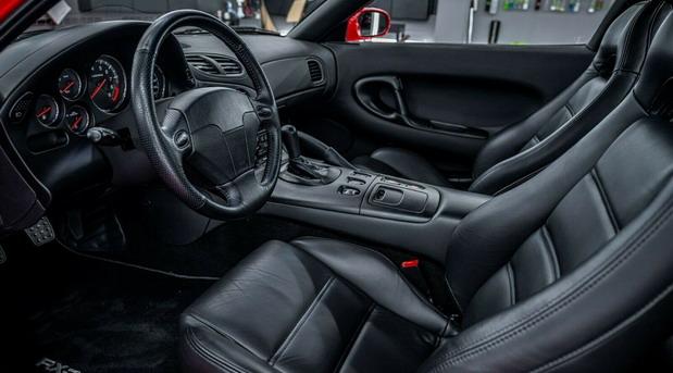 224448-mazda rx7 1.jpg