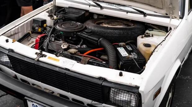 yugo p2.jpg