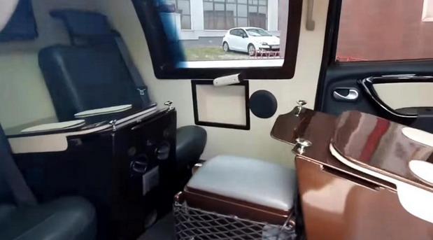 226908-dacia limo 01.jpg