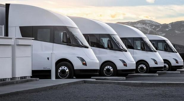 227715-tesla semi 03.jpg