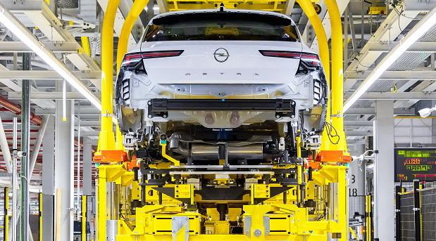 opel fabrika 01.jpg