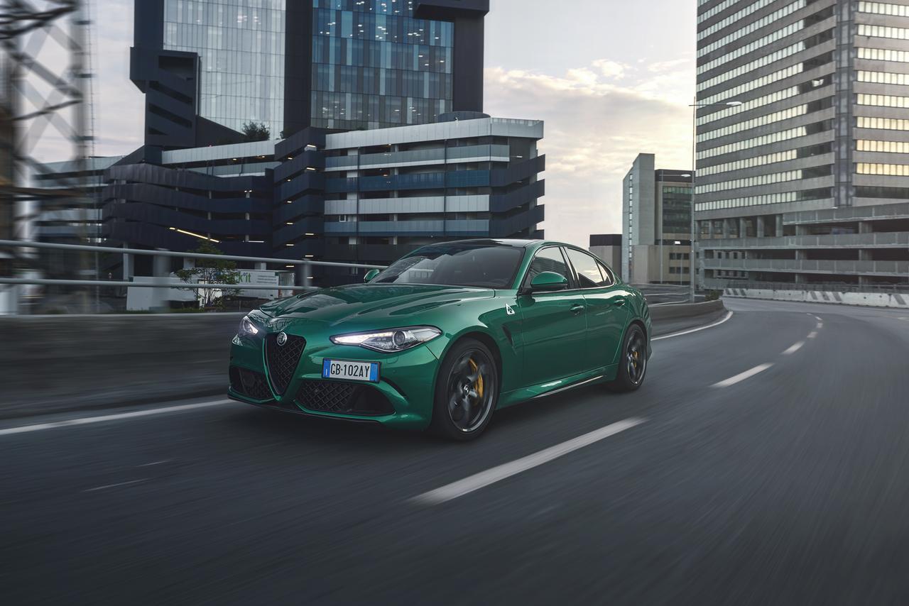 Giulia Quadrifoglio proglašena za najuzbudljiviji sportski automobil u okviru ''What Car?'' nagrada za automobil godine 2023.