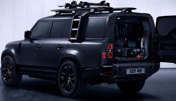 land rover defender 03.jpg