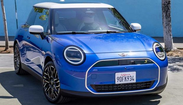 233260-mini c 04.jpg