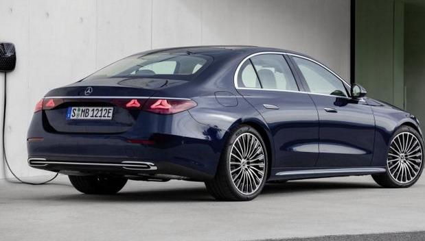 mercedes e 2023 6.jpg