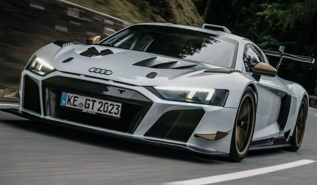 abt xgt r8 04.jpg