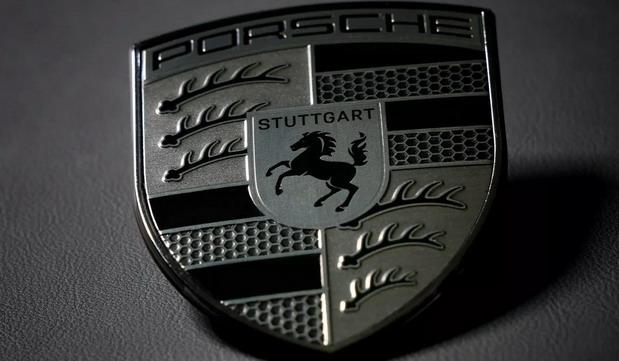 238544-porsche t01.jpg